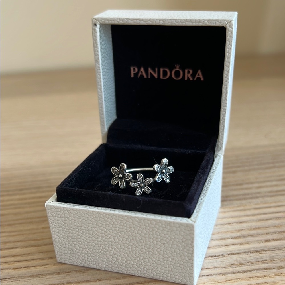 PANDORA - Floral Ring